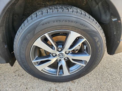 Used 2018 Toyota RAV4 XLE image 50