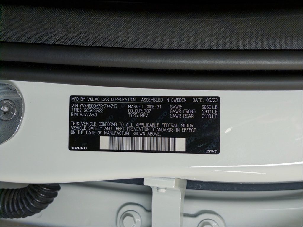 Used 2023 Volvo XC40 Recharge Ultimate w/ Protection Package Premier AWD/4WD image 30
