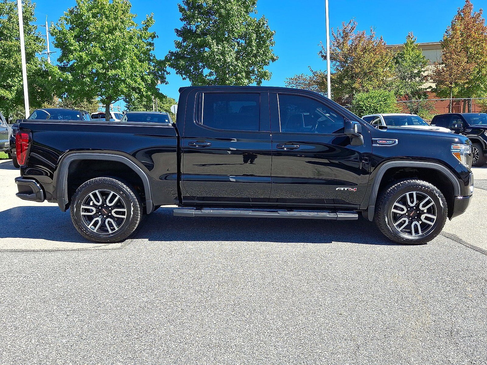 Used 2020 GMC Sierra 1500 AT4 w/ AT4 Premium Package AWD/4WD image 26