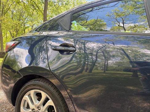 Used 2016 Scion iA FWD image 29