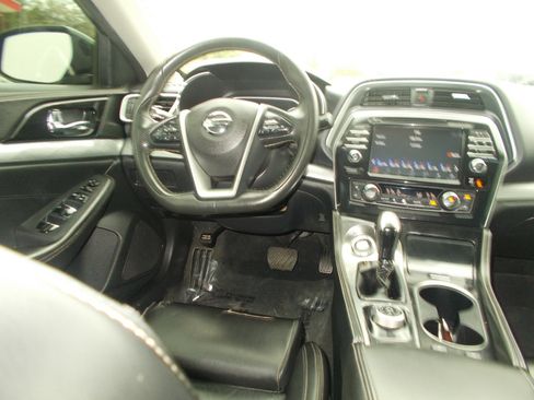 Used 2018 Nissan Maxima 3.5 SV image 15