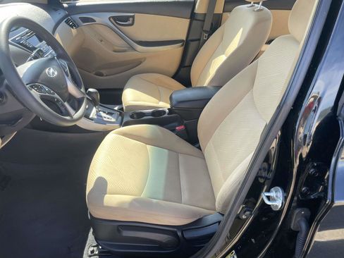 Used 2013 Hyundai Elantra GLS w/ Preferred Pkg FWD image 10