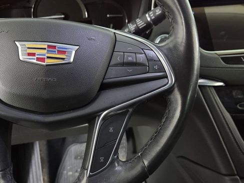 Used 2018 Cadillac XT5 Luxury w/ Driver Awareness Package image 20