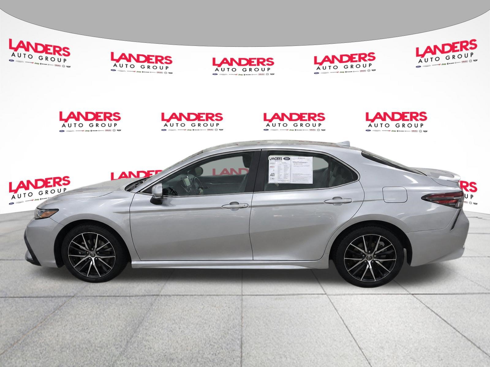 Used 2025 Nissan Altima 2.5 SV FWD image 8