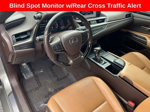 Used 2019 Lexus ES 350 w/ Premium Package FWD image 12