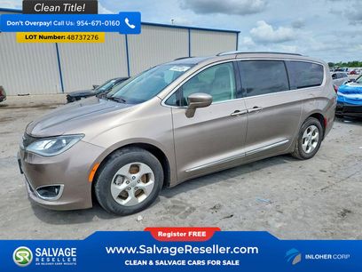 Used 2017 Chrysler Pacifica Touring-L Plus