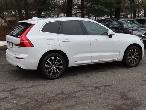 Used 2020 Volvo XC60 T5 Inscription w/ Protection Package image 21