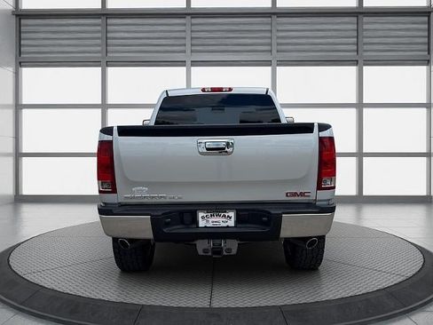 Used 2011 GMC Sierra 2500 SLE w/ SLE Preferred Package AWD/4WD image 34