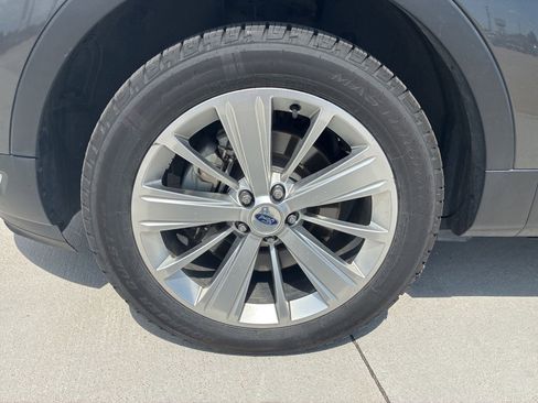 Used 2019 Ford Explorer Limited w/ Class III Trailer Tow Package AWD/4WD image 4
