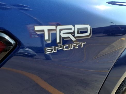 Used 2024 Toyota Tacoma TRD Sport image 7