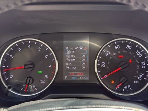 Used 2021 Toyota RAV4 XLE Premium FWD image 23