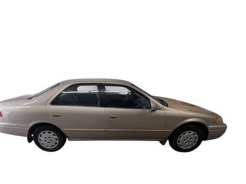Used 1998 Toyota Camry CE FWD image 7