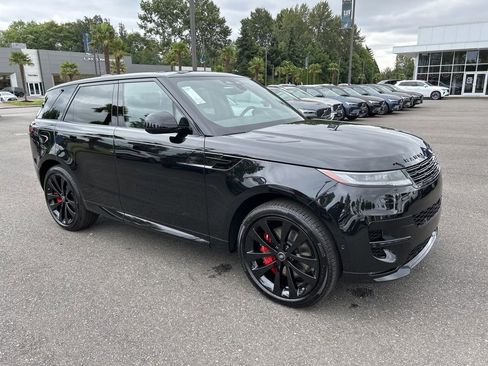 New 2025 Land Rover Range Rover Sport Dynamic SE image 8