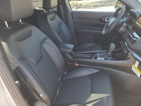 New 2026 Jeep Compass Latitude w/ Quick Order Package 29K image 28