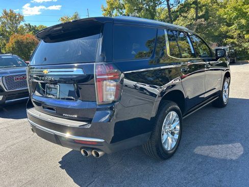 Used 2024 Chevrolet Tahoe Premier w/ Premium Package image 8