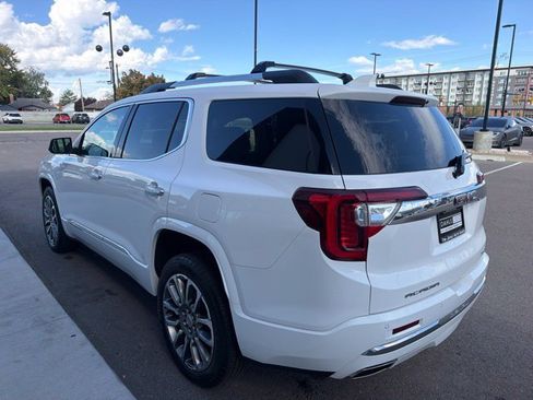Used 2023 GMC Acadia Denali AWD/4WD image 5