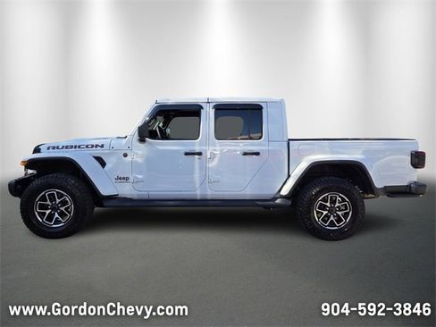 Used 2025 Jeep Gladiator Rubicon image 2
