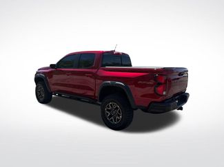 Used 2025 Chevrolet Colorado ZR2 w/ Technology Package AWD/4WD video 3