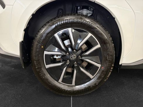Used 2026 Toyota bZ FWD image 36