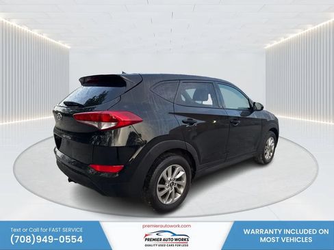 Used 2018 Hyundai Tucson SE w/ Cargo Package FWD image 4