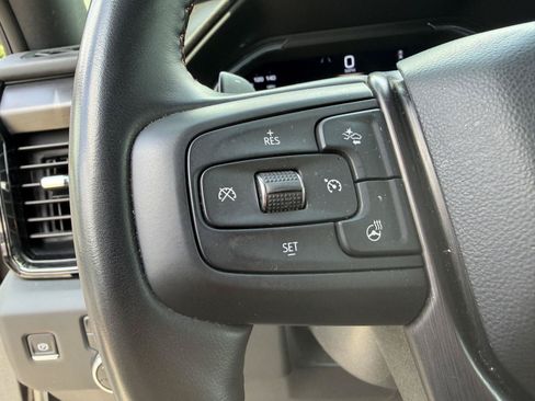 Used 2025 GMC Sierra 1500 AT4 w/ Technology Package AWD/4WD image 10