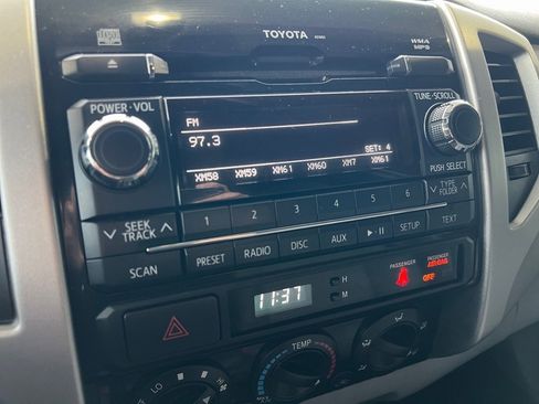 Used 2012 Toyota Tacoma PreRunner image 30