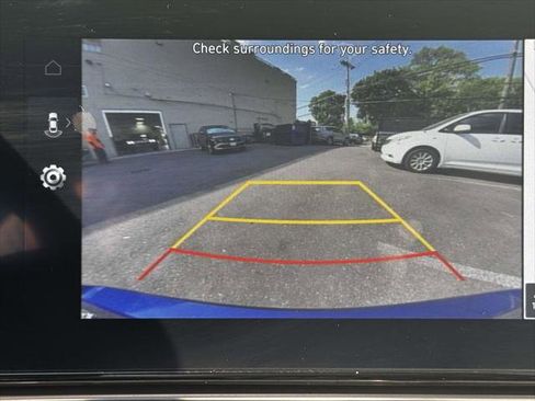 Used 2023 Hyundai Elantra SEL w/ Convenience Package FWD image 24