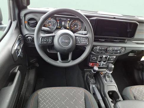 New 2026 Jeep Gladiator Mojave image 12