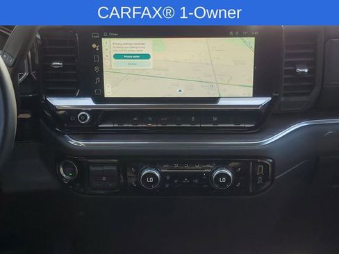 Used 2025 GMC Sierra 1500 SLT image 30