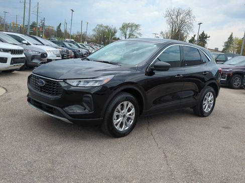 Used 2023 Ford Escape Active AWD/4WD image 4