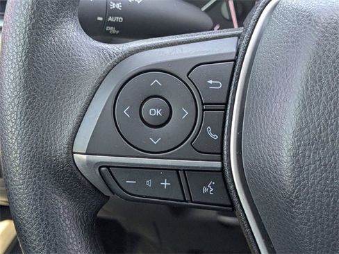 Used 2022 Toyota Camry LE image 24