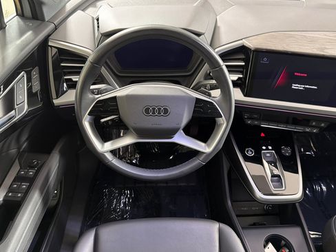 Used 2023 Audi Q4 e-tron Premium Plus w/ Premium Plus AWD/4WD image 13