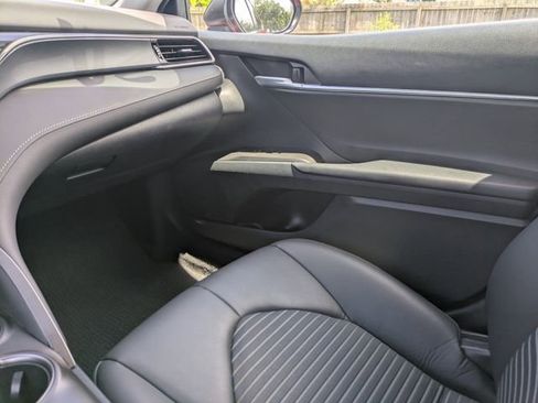 Used 2024 Toyota Camry SE w/ Convenience Package FWD image 16