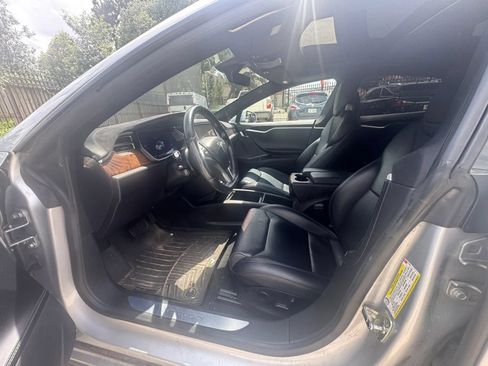 Used 2017 Tesla Model S 100D AWD/4WD image 4