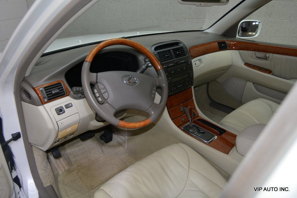 Used 2001 Lexus LS 430 RWD image 22