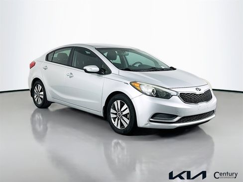 Used 2015 Kia Forte LX w/ Popular Package image 3