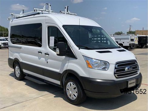 Used 2019 Ford Transit 150 XLT image 3