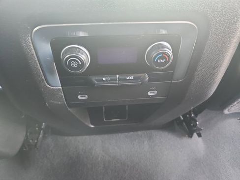 Used 2023 Chevrolet Tahoe LT image 19