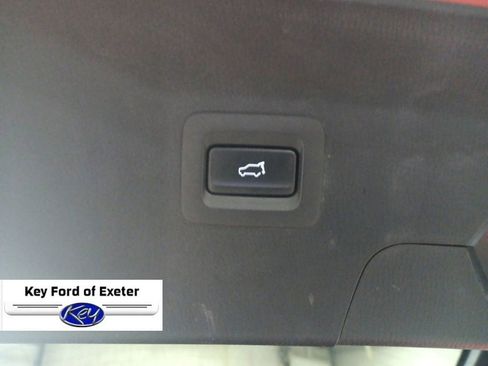 Used 2022 MAZDA CX-9 Touring w/ Touring Premium Package image 14