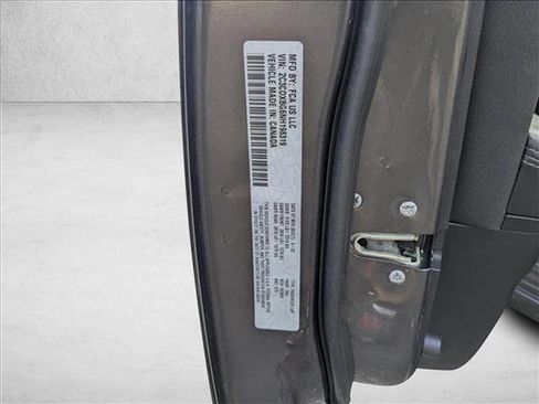 Used 2022 Dodge Charger SXT w/ Blacktop Package image 25