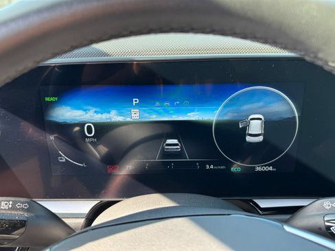 Used 2024 Kia Niro Wind FWD image 47