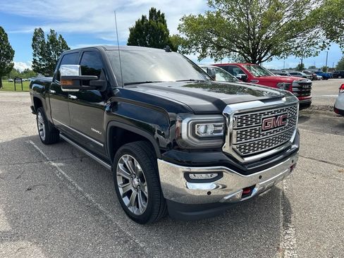 Used 2016 GMC Sierra 1500 Denali w/ Enhanced Driver Alert Package AWD/4WD image 3
