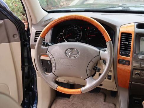Used 2004 Lexus GX 470 AWD/4WD image 28