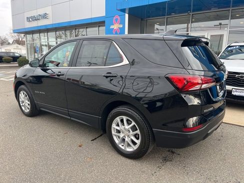 Used 2023 Chevrolet Equinox LT image 4