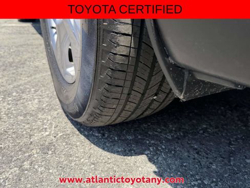 Certified 2025 Toyota RAV4 XLE AWD/4WD image 37