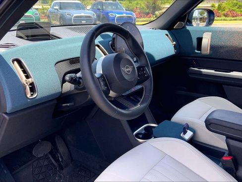 Certified 2025 MINI Cooper Countryman S w/ Comfort Package Max AWD/4WD image 13