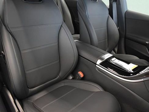 New 2026 Mercedes-Benz C 300 4MATIC Sedan image 6