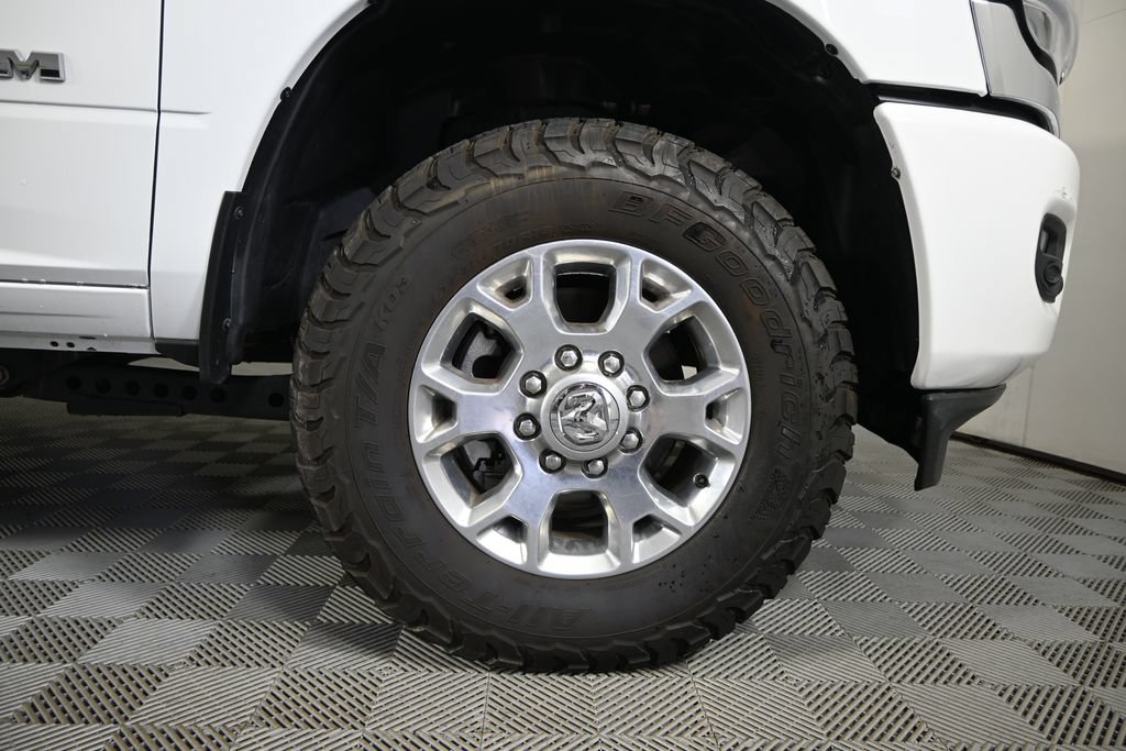 Used 2024 RAM 2500 Laramie AWD/4WD image 12
