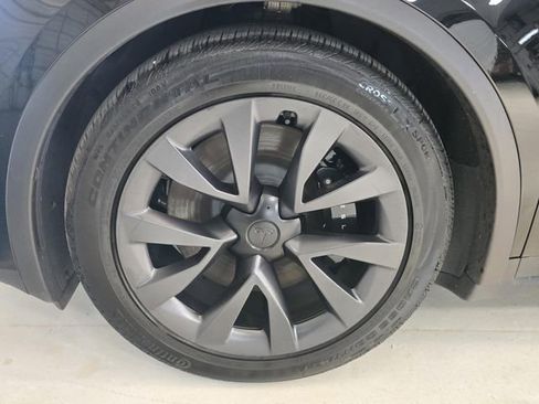 Used 2024 Tesla Model X AWD/4WD image 7