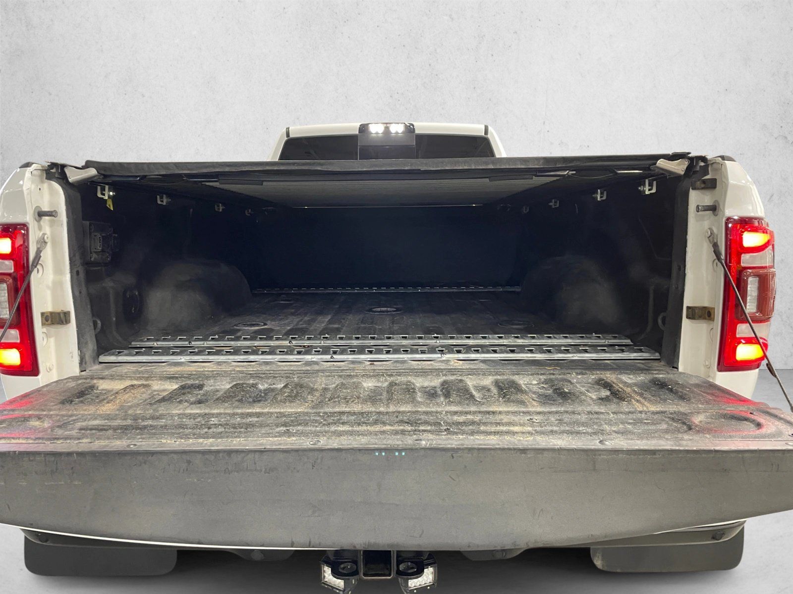Used 2020 RAM 3500 Laramie AWD/4WD image 23
